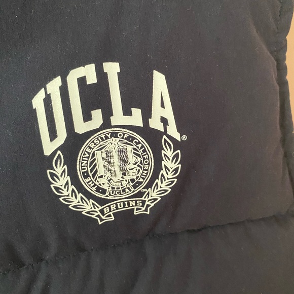 H&M UCLA vest - Picture 5 of 6